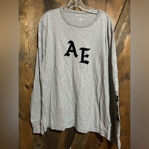 Men’s American Eagle Long Sleeve T-shirt, size L, smoke free home